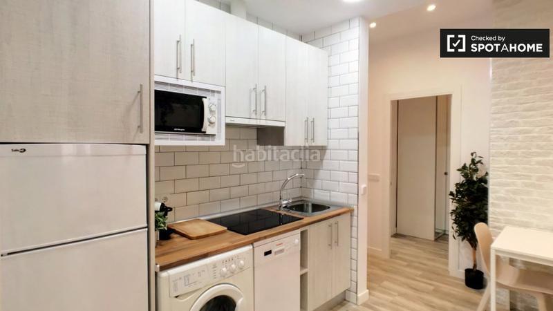 Foto 10a08840-e92d-4aed-9c01-0544d46587db. Rent flat with heating in Universidad-Malasaña Madrid