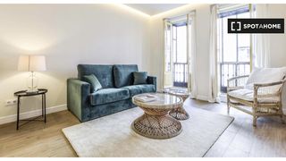 Alquiler Piso en Sol. Apartamento de 2 dormitorios en alquiler en sol, madrid