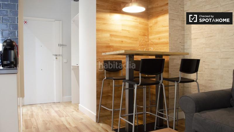 Foto 3ce69883-5ab7-450f-bd8a-bc2998bf8bd7. Alquiler piso apartamento de 1 dormitorio en alquiler en atocha, en Madrid