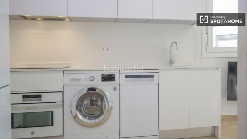 Foto 9c7af6b0-98d0-41f8-a7c4-43def02c9f26. Alquiler piso apartamento de 1 dormitorio en alquiler en Valdeacederas, en Madrid