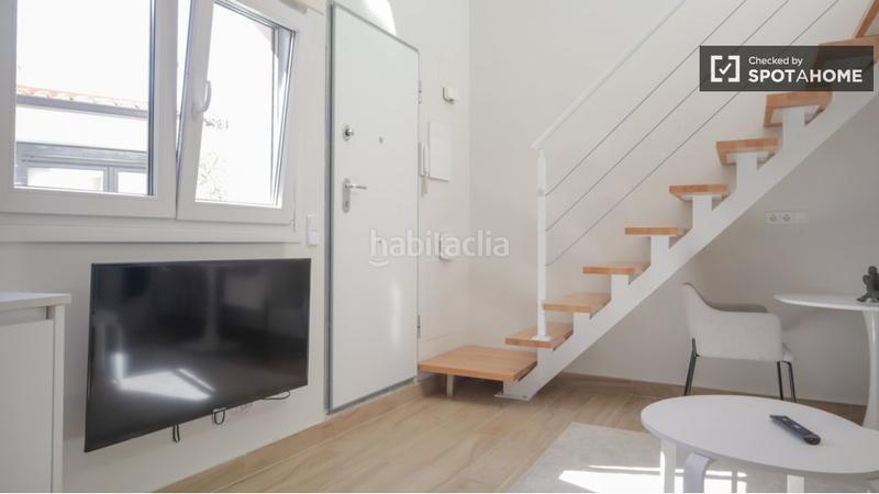 Foto eb8b55c0-d21f-49ac-8f31-a947641be993. Alquiler piso apartamento de 1 dormitorio en alquiler en Valdeacederas, en Madrid