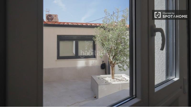 Foto f5f81ecd-22e4-497e-bbe7-7746143fee0c. Alquiler piso apartamento de 1 dormitorio en alquiler en Valdeacederas, en Madrid