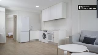 Rent Flat in Valdeacederas. Apartamento de 1 dormitorio en alquiler en valdeacederas, madrid