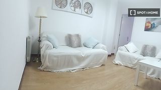 Lloguer Pis a Los Cármenes. Piso en alquiler de 4 habitaciones en latina, madrid