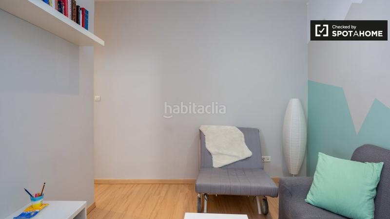 Foto 7d39a68a-9fa9-45a4-90da-07346ca104b8. Lloguer pis amb calefacció a Palos de Moguer Madrid