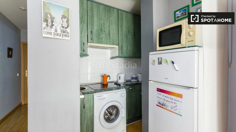 Foto 33d0c403-64a9-434f-b446-c77977d027e0. Alquiler piso estudio con balcón en alquiler en lavapiés, en Madrid