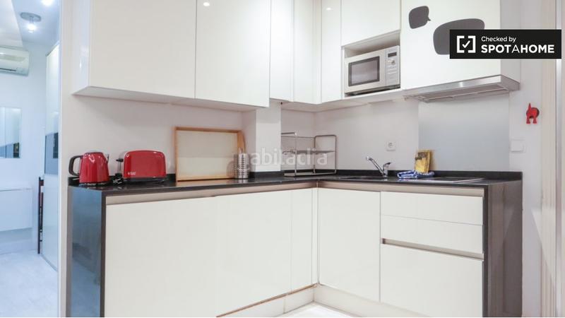 Foto 764e3b6c-ecd8-4594-a20a-076ec1910860. Alquiler piso apartamento de 1 dormitorio en alquiler en chueca, en Madrid