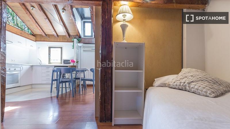 Foto e3282639-dd2a-4619-b7a7-39f9e9e79df1. Alquiler piso estudio en alquiler en Sol, en Sol Madrid