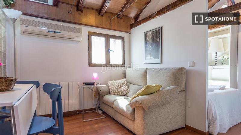 Foto ebb33033-2eeb-43b9-8313-370176908185. Alquiler piso estudio en alquiler en Sol, en Sol Madrid