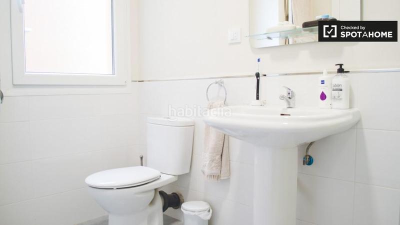 Foto e57b34a7-7c5c-4cfb-aab0-cd929e21e6df. Rent flat with heating in Ciudad Jardín Madrid