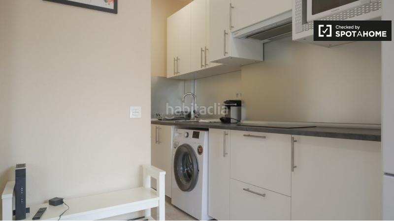 Foto 2242de80-f92a-4877-b324-a5bd6133ef19. Alquiler piso  de 1 dormitorio en alquiler en Madrid
