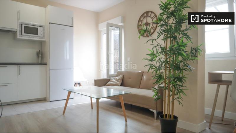 Foto ee5159a8-cedf-42c0-8c67-ff7dc3966e26. Alquiler piso  de 1 dormitorio en alquiler en Madrid