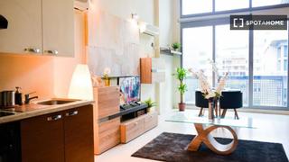 Lloguer Pis a Virgen del Cortijo-Manoteras. Apartamento de 1 dormitorio en alquiler en valdefuentes, madrid