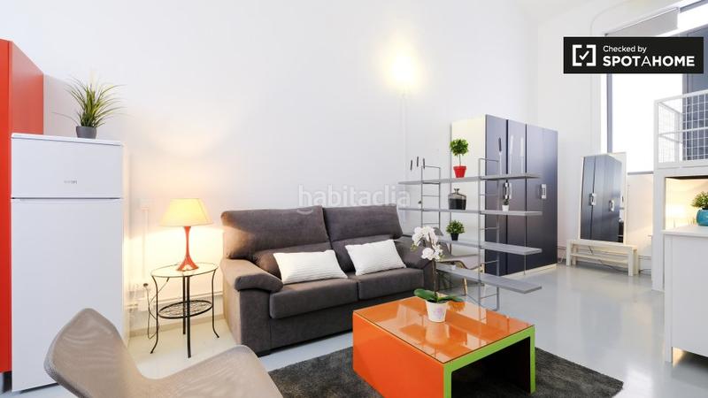 Foto 705a9233-819c-4327-a8a9-2c754616345a. Alquiler piso elegante estudio en alquiler en ciudad lineal, en Madrid