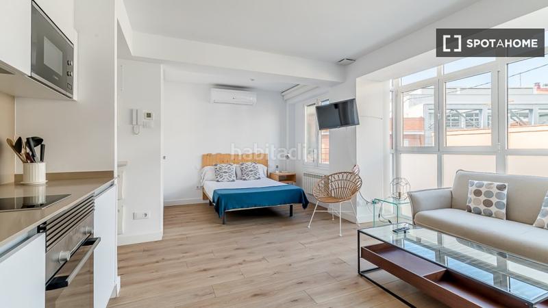 Foto b0fc4db2-b81a-41b4-b396-566b5c04628d. Rent flat with heating in Castillejos-Cuzco Madrid