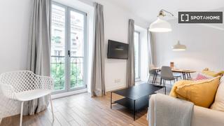 Rent Flat in Ríos Rosas-Nuevos Ministerios. Apartamento de 2 dormitorios en alquiler en ríos rosas, madrid