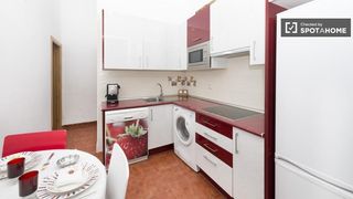 Miete Etagenwohnung in Embajadores-Lavapiés. Apartamento de 2 dormitorios en alquiler en embajadores, madrid