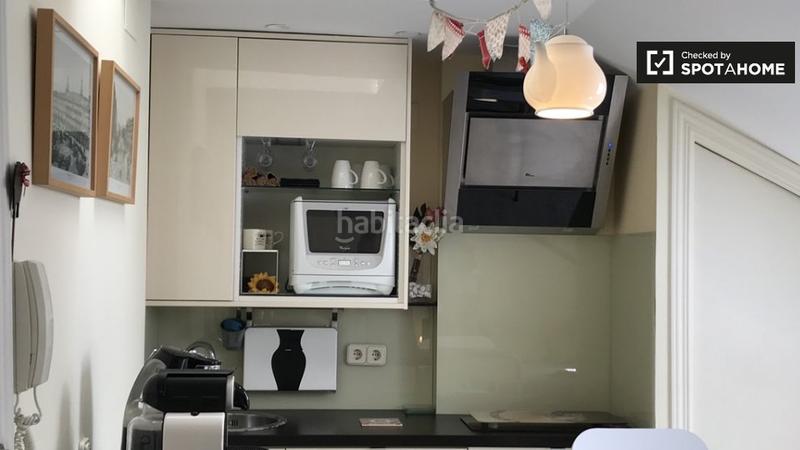 Foto d66bfdb2-51c4-459e-863f-0bf644a3eeac. Alquiler piso moderno estudio en alquiler en centro, en Madrid