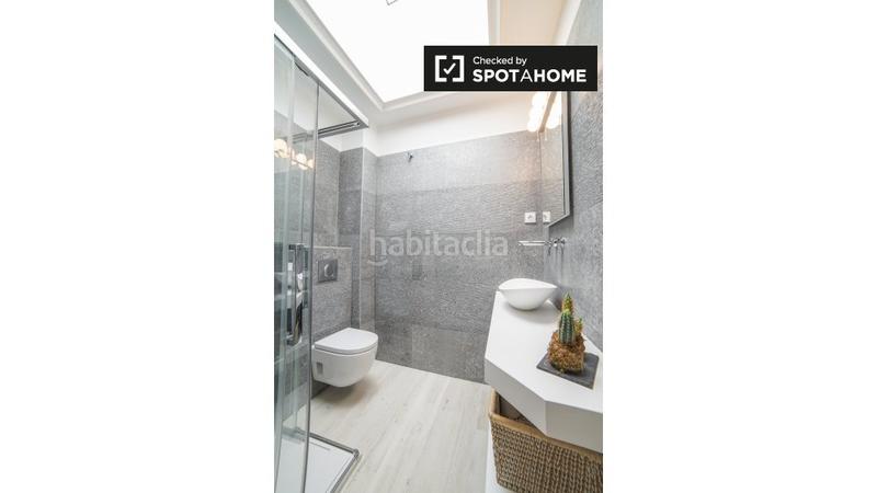 Foto 5e582f15-3c1f-491a-ad12-16d93d70eb28. Alquiler piso elegante estudio en alquiler en argelles, . en Madrid