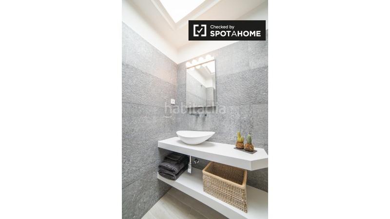 Foto 78c5a1bb-9f75-48f4-9255-0d9e3c3932ba. Alquiler piso elegante estudio en alquiler en argelles, . en Madrid