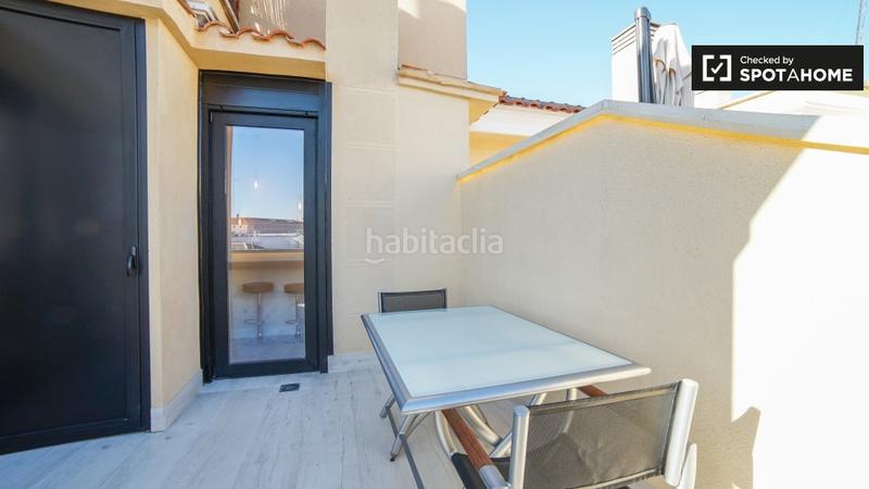 Foto 7add1e6b-6dfa-42bf-a897-7710fe4342c6. Alquiler piso elegante estudio en alquiler en argelles, . en Madrid