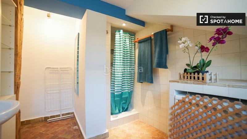 Foto 2ae0a003-402a-4681-a090-7e3b112dadac. Alquiler piso amplio apartamento de 1 dormitorio en alquiler en malasaña, en Madrid