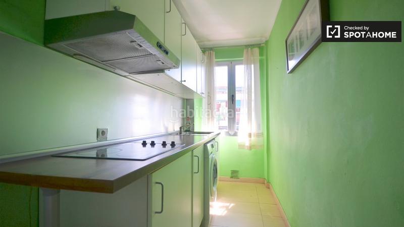 Foto f0a3a3f8-6ded-42db-95de-26099539c2a8. Lloguer pis amb calefacció a Opañel Madrid