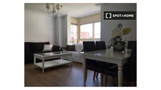 Rent Flat in Montecarmelo. Moderno apartamento de 2 dormitorios en alquiler en montecarmelo