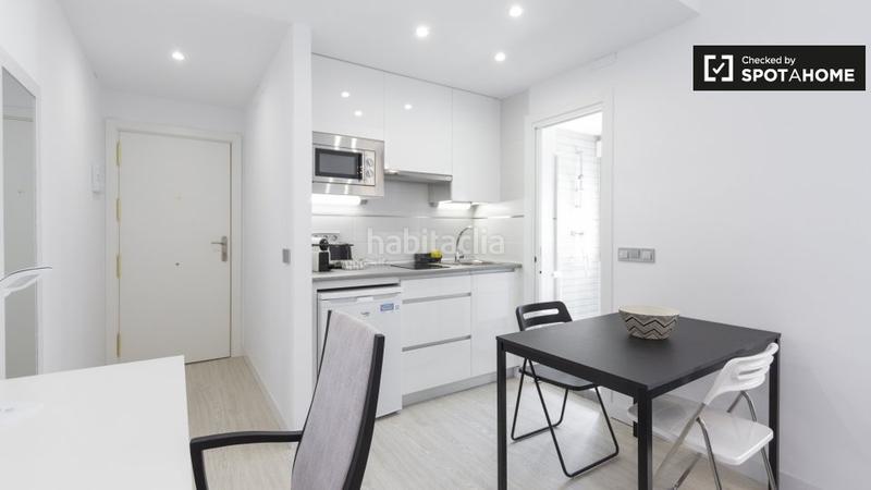 Foto 70e5cec9-74a1-40c2-9370-562a04871aad. Miete etagenwohnung mit heizung in Puerta del Ángel Madrid