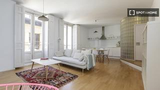 Lloguer Pis a Sol. Elegante apartamento de 2 dormitorios en alquiler en madrid cent