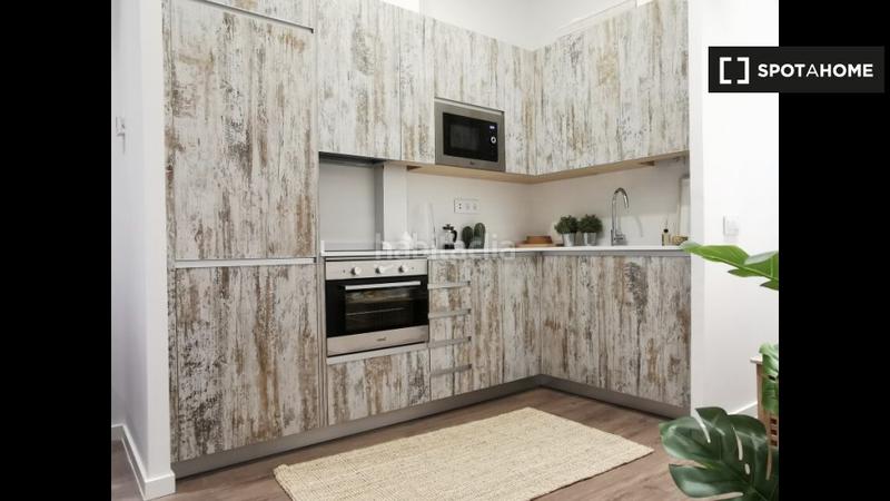 Foto 8e94e36a-b3df-49aa-bd1c-cfda677d7d21. Alquiler piso apartamento de 2 dormitorios en alquiler en sol, en Madrid