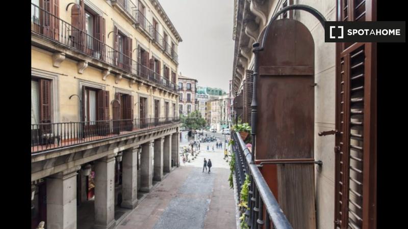 Foto 5004b9bf-6f56-4ac9-b0b2-84e159a94a22. Lloguer pis amb calefacció a Palacio Madrid