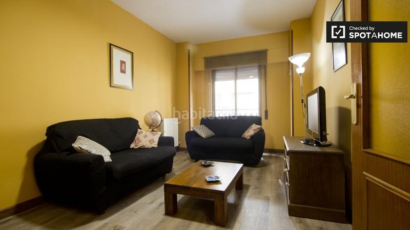 Foto bf98529c-6b13-4b57-ab96-35b997ca0187. Alquiler piso apartamento de 2 dormitorios en alquiler en embajadores, en Madrid
