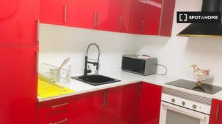 Lloguer Pis a Pueblo. Se alquila piso de 1 dormitorio en pozuelo de alarcón.