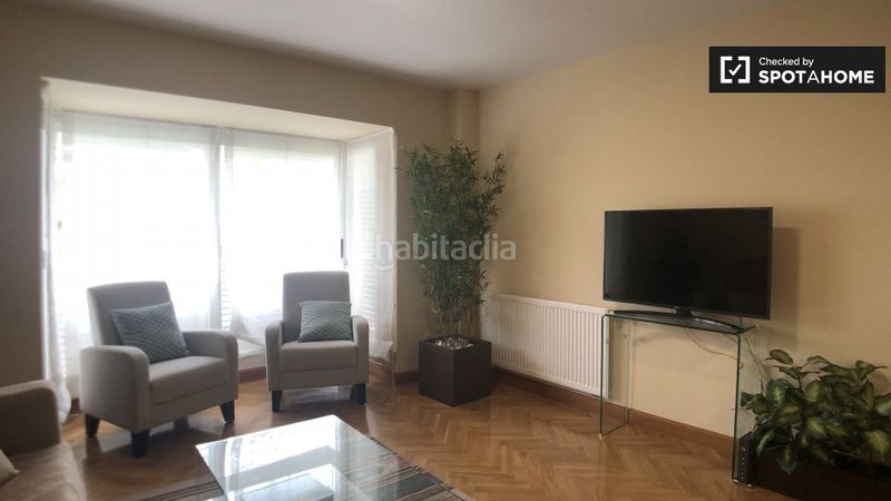 Foto 4aece4f7-b694-4493-ba6d-957e91af6cd2. Lloguer pis amb calefacció a Pinar del Rey Madrid