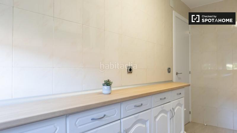 Foto 9537d8b9-1af1-4186-a208-b5e40e5ae65e. Location appartement avec chauffage dans Tres Olivos-Valverde Madrid