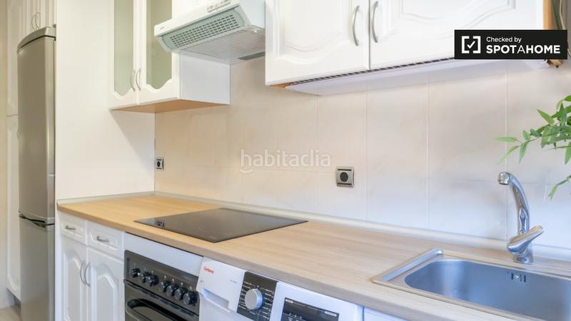 Foto a904dd82-1b1d-4768-922a-b10a09b0acd6. Location appartement avec chauffage dans Tres Olivos-Valverde Madrid