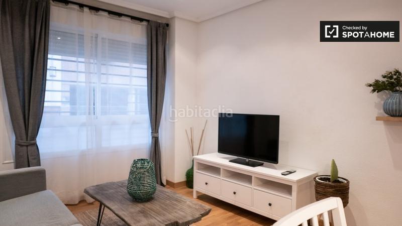 Foto bed15b70-0b8b-4c4d-88f0-0b0d0f46e937. Alquiler piso apartamento de 1 dormitorio en alquiler en Canillas, en Madrid