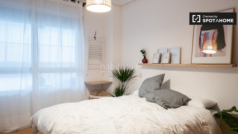 Foto e4514280-558c-4b67-8a29-1d0946569cbb. Alquiler piso apartamento de 1 dormitorio en alquiler en Canillas, en Madrid