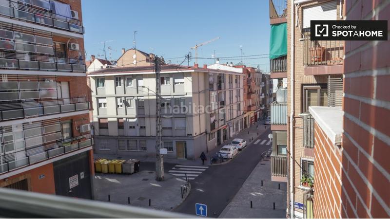 Foto 4803ee8c-c018-42f0-8e23-cd96184e08a2. Location appartement avec chauffage dans Valdeacederas Madrid