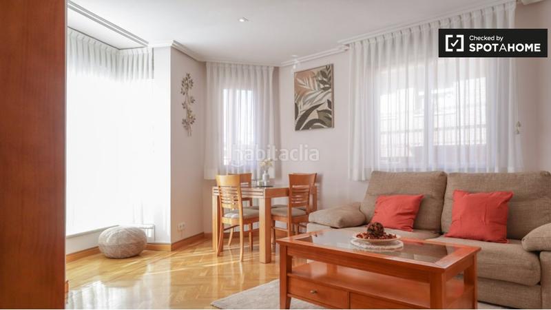 Foto db87c6f1-74ba-4537-aa02-df1153175d96. Location appartement avec chauffage dans Valdeacederas Madrid