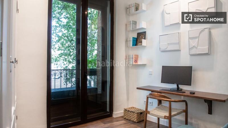 Foto 5d076a46-c269-49c0-a438-3e9fe32f5de0. Alquiler piso  de 2 habitaciones en alquiler en palacio, . en Madrid