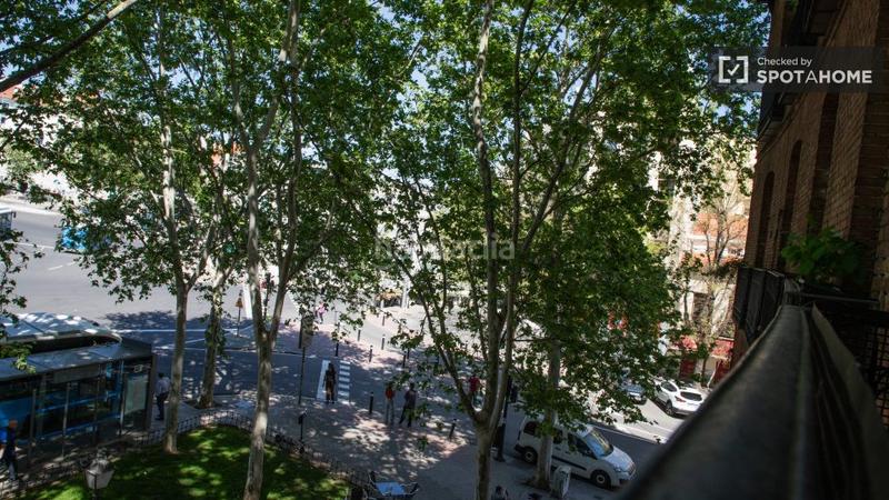 Foto 01b9c9c7-90d4-46a7-ad2d-30808e692872. Rent flat with heating in Acacias Madrid