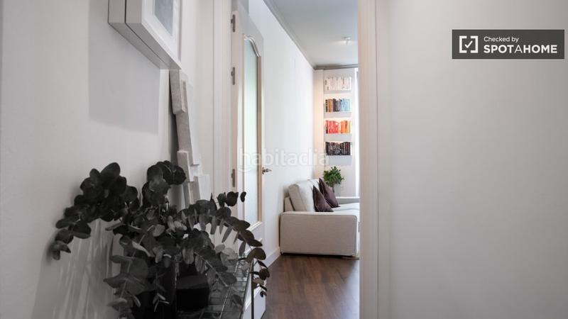 Foto ee071ace-e49b-4cf3-bac8-3c499bcb07d5. Rent flat with heating in Acacias Madrid