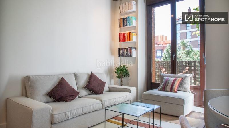 Foto fa81c091-f11b-4d1b-ae0a-6595ec339335. Rent flat with heating in Acacias Madrid