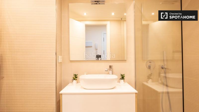 Foto e367cae5-7db7-4827-a711-cc7220467ecb. Alquiler piso apartamento de 1 dormitorio en alquiler en El Viso, en Madrid