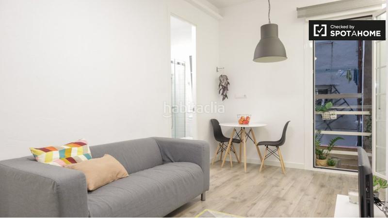 Foto a5a3ff6e-e5be-4e67-82d9-1268b7b093cb. Rent flat with heating in Acacias Madrid