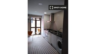 Miete Etagenwohnung in Palacio. Apartamento de 3 dormitorios en alquiler en palacio, madrid