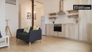 Lloguer Pis a Acacias. Apartamento de 2 dormitorios en alquiler en embajadores, madrid