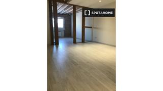 Etagenwohnung in Embajadores-Lavapiés